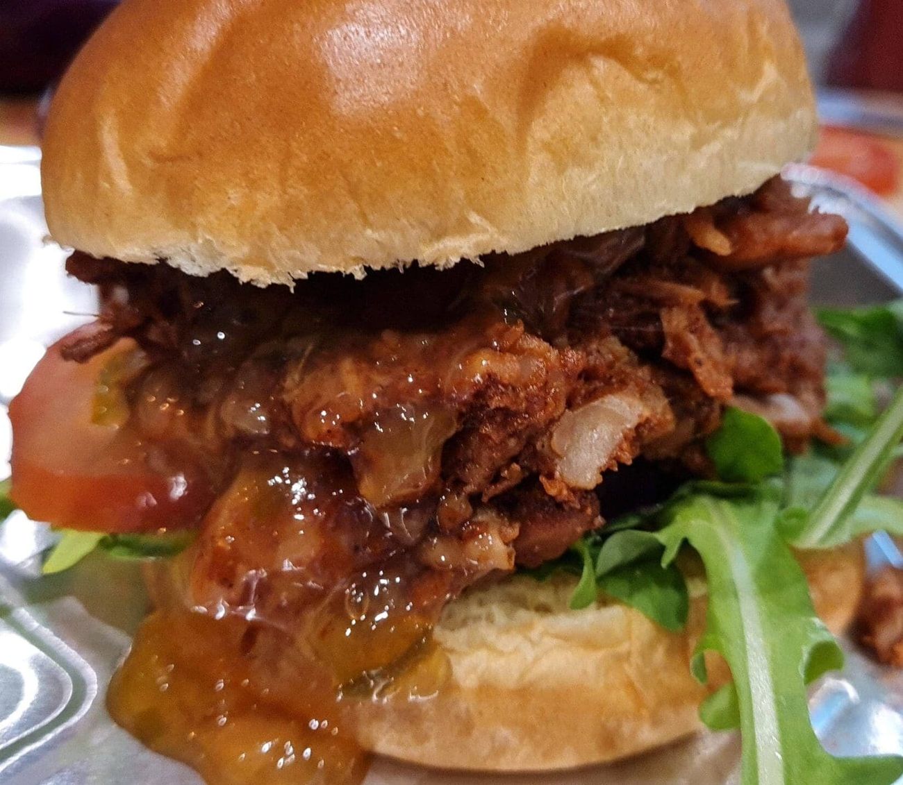 Smoked shredded jackfruit burger